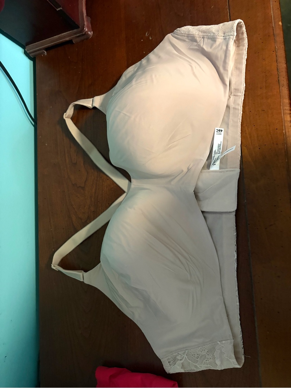 Neutral Seamless T-Shirt Bra with Light Lace Trim 48c